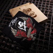 Tshirt and case
